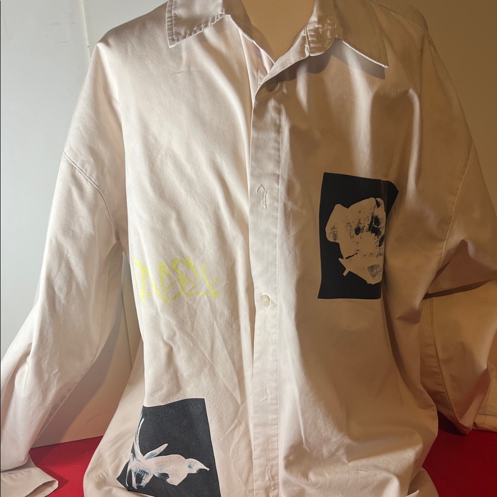 Men's White Graphic Shirt